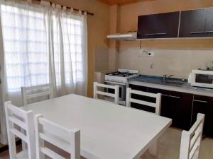 Bien al Sur Complejo de Departamentos en Planta Alta y Baja a dos cuadras del Mar