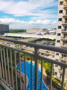 Spacious 1Br South Residences Southmall with wifi Netflix