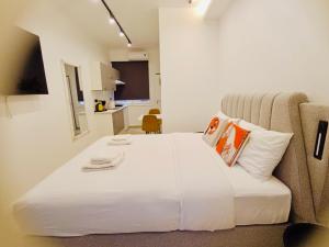 Central Retreat by Zeus Suites