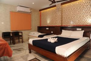 Sonar Banglas Motel Midway