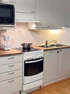 Rantarivi - Esteetöntä majoitusta