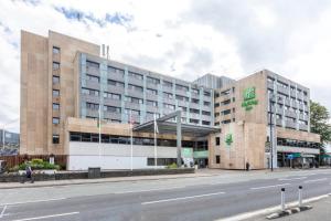 Holiday Inn Cardiff City Centre by IHG