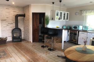 A wonderful holiday home with lake access