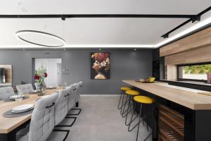 Villa Angelina by Villsy