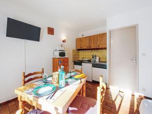 Apartment Les Aigues Marines-19 by Interhome