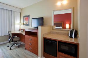 Holiday Inn Hotel & Suites Maple Grove Northwest Minneapolis-Arbor Lakes by IHG
