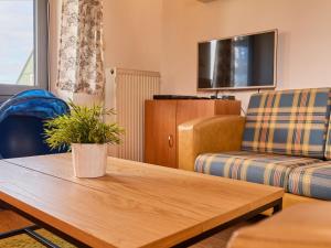 Holiday Home Holiday Hill 58 by Interhome