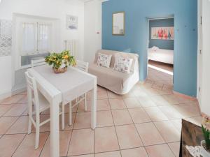 Apartment White by Interhome