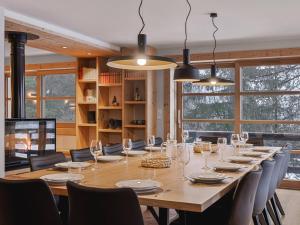 Chalet individuel rénové, ski-in ski-out, pied des pistes - FR-1-808-22