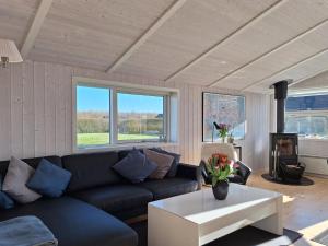 Holiday Home Gustava - 700m from the sea by Interhome