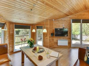 Holiday Home Jorina - 700m to the fjord by Interhome