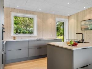 Holiday Home Florida - from the sea by Interhome