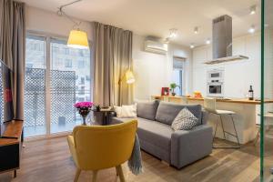 Śrutowa 8 Residence with Balcony & AC ProperUNIT