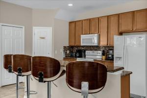 4 Bedrooms 4 Bathrooms Bella Vida 440 Lf