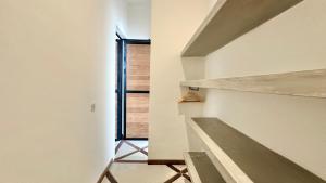 Villa Daya Canggu - 5 Mins to Beach, Rooftop Cinema and Private Cook