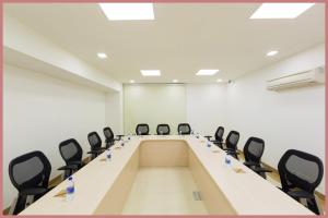 Bhanumati Road Nilayam Palace Resort - Fully Air Hotel