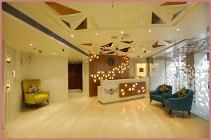 Bhanumati Road Nilayam Palace Resort - Fully Air Hotel