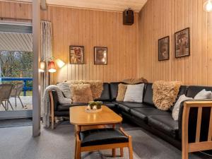 Holiday Home Anne - 30km from the sea by Interhome