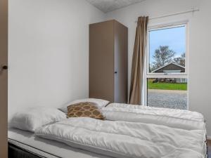 Holiday Home Barnet - 180m to the fjord by Interhome