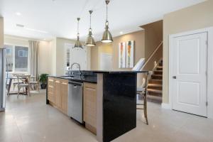 4 Bedroom 45 Bathroom Magic Village 3239 Ba