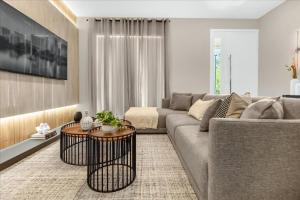 3 Bedrooms 3 Baths The Hub At Westside 3421Tt