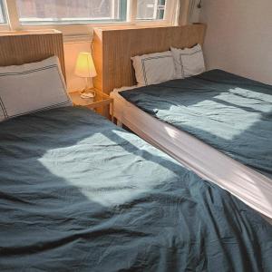 10-minutes from Seoul Station&Gyeongbokgung, 2 bed rooms, 1 workspace