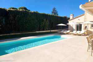 Villa lumineuse climatisée avec piscine