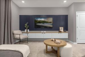 5 Bedroom 45 Bathroom Windsor Island 3998La