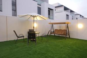 Silk Valley - 4B near Al Hamriyah steps away from Beach