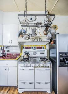 Adobe Cottage on Organic Farm Stay near Taos, New Mexico