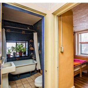 Adobe Cottage on Organic Farm Stay near Taos, New Mexico