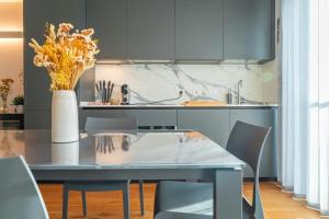 crespi terrace, private parking, a few steps from the metro