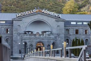 Moselle Armenia Wellness & Med..