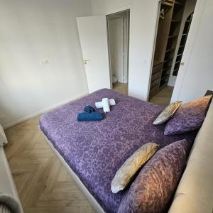 Beautiful 3 rooms, Carré d Or