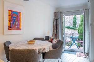 LE COEUR DU SUQUET avec petit balcon et belle vue