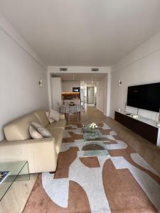 Beautiful 3 rooms, Carré d Or