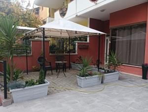 Casa Vacanza Dante Alighieri, A