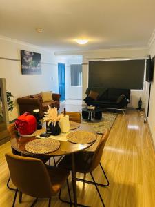 2BR Northmead Free Parking Near Hospital & M2