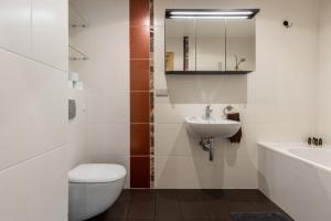 Elite centre, free parking, ultra-desirable 1 of 1, lux view