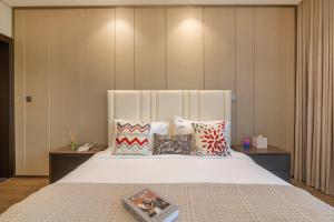 BLVD - Stunning Full Burj Khalifa Firework Views