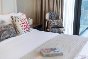 BLVD - Stunning Full Burj Khalifa Firework Views