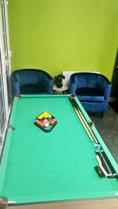 Relaxed Leigh-on-Sea Escape, Family-Friendly & Contractor Stays