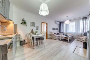 Sweet Home Family Lodge at Grand Monastery