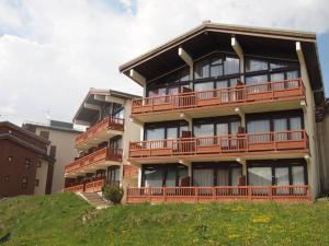 Studio 4 pers avec balcon sud proche commerces et pistes - FR-1-275-177