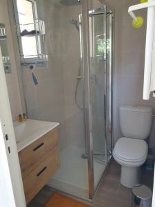 Studio indépendant avec terrasse