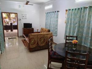 Shri Krishnas Home