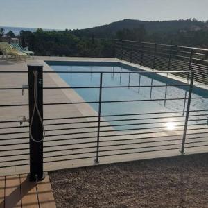 CATALINA 3-ALBITRU- Piscine en résidence- vue mer- plage à pieds