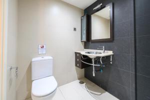 Acogedor Dúplex con Cocina Abierta y Suite Privada en Madrid LDM11034