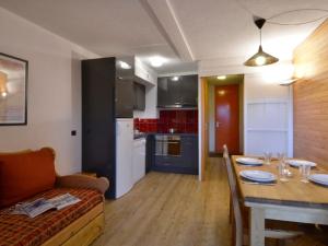 Appartement confortable 3 pièces 7 pers avec balcon près des pistes - FR-1-181-2029