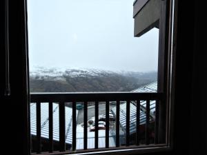 Appartement spacieux près du centre, balcon - FR-1-181-2443